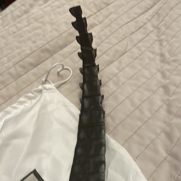 Kim kardasian alligator ?crocodile dark brown belt by Gucci can fit a 34 waist